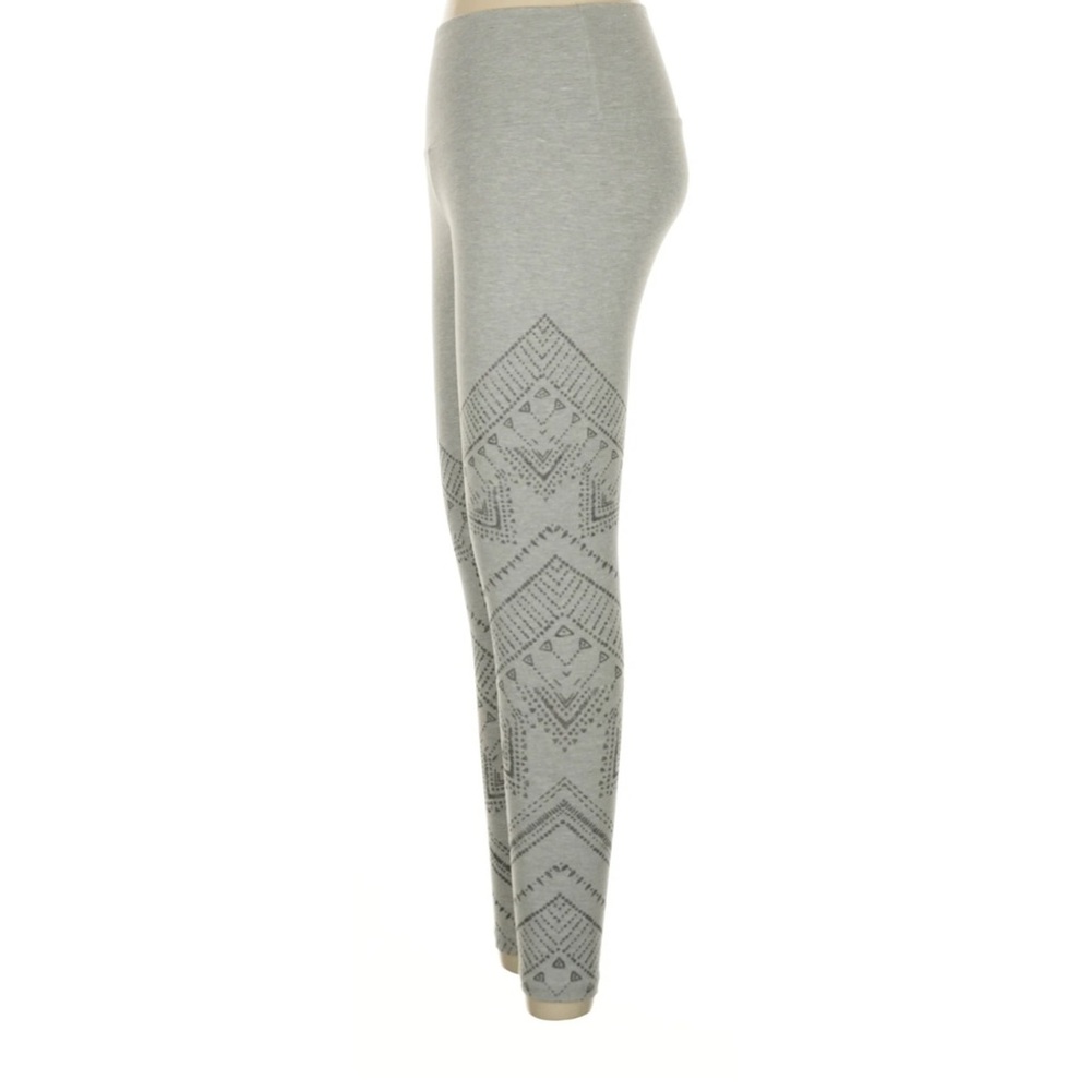 Aerie Light Gray Geometric Leggings